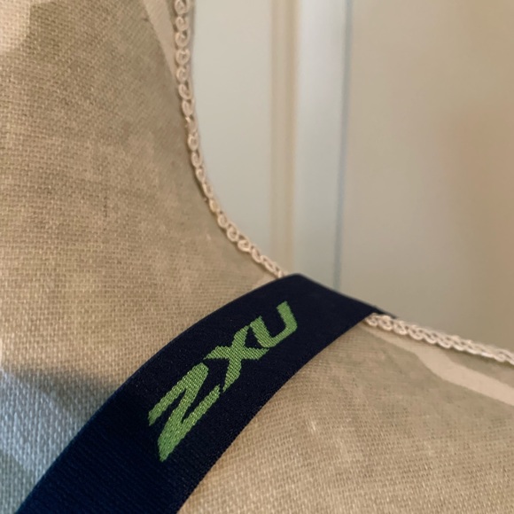 2XU Tank Top - Picture 3 of 4